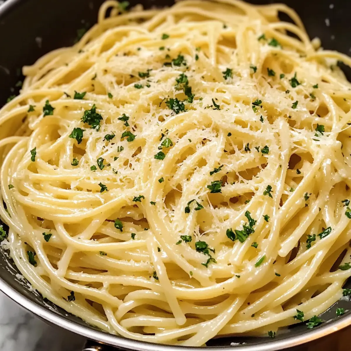 Knoblauchbutter-Pasta