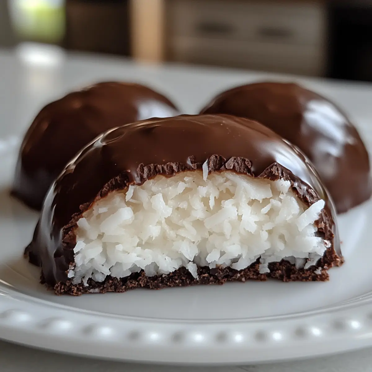 Kokos-Dome mit Schokolade