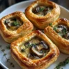 Mini-Pilz- und Gruyère-Pasteten mit Thymian