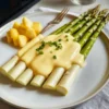 Spargel mit Sauce Hollandaise